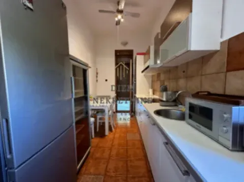 Izdavanje, petosoban stan, 280m², Gorica C, Podgorica - image 6