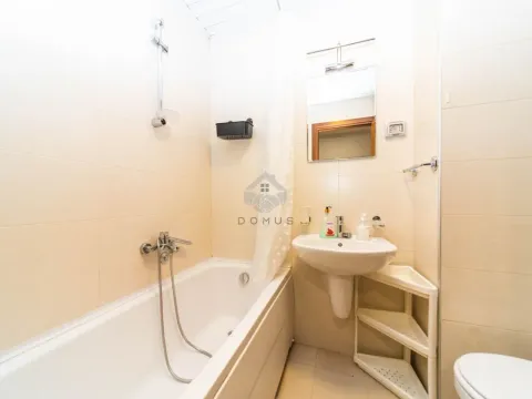 Izdavanje, jednosoban stan, 51m², City Kvart, Podgorica - image 8