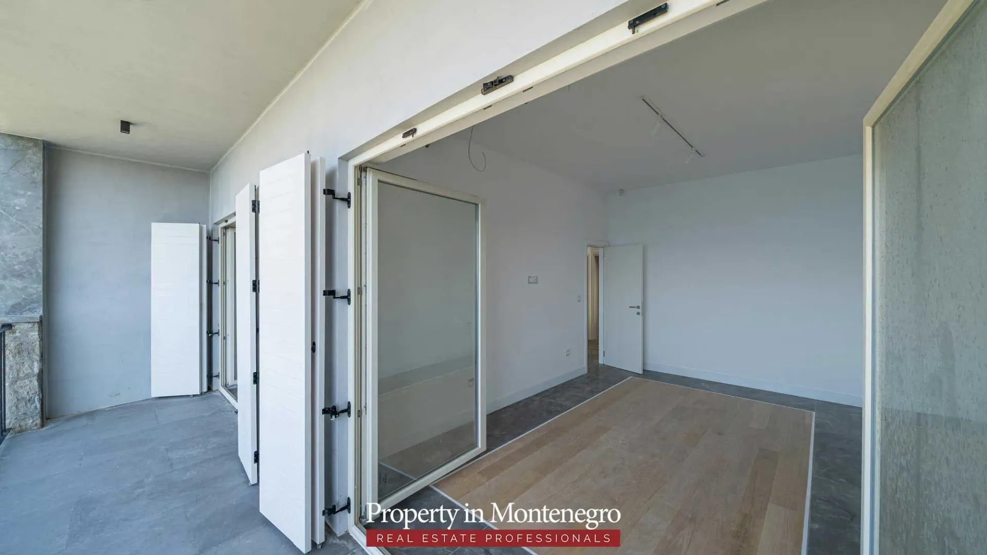 Sale, house, 310m², Rijeka Reževići, Budva