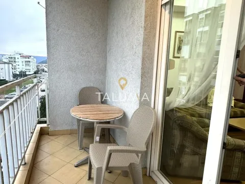 Rent, two bedroom apartment, 62m², Blok 9, Podgorica - image 2