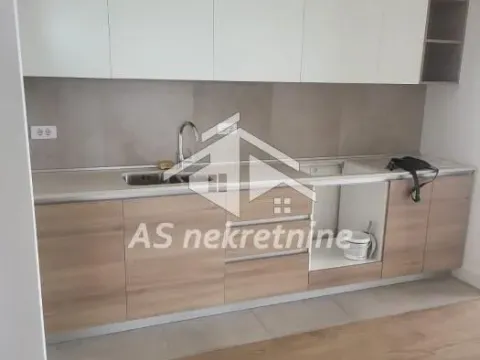 Izdavanje, trosoban stan, 81m², Savski Venac, Beograd - image 3