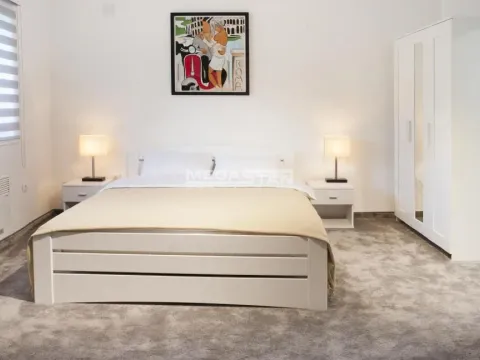 Sale, house, 195m², Vračar Hram, Vračar Sve Podlokacije - image 11