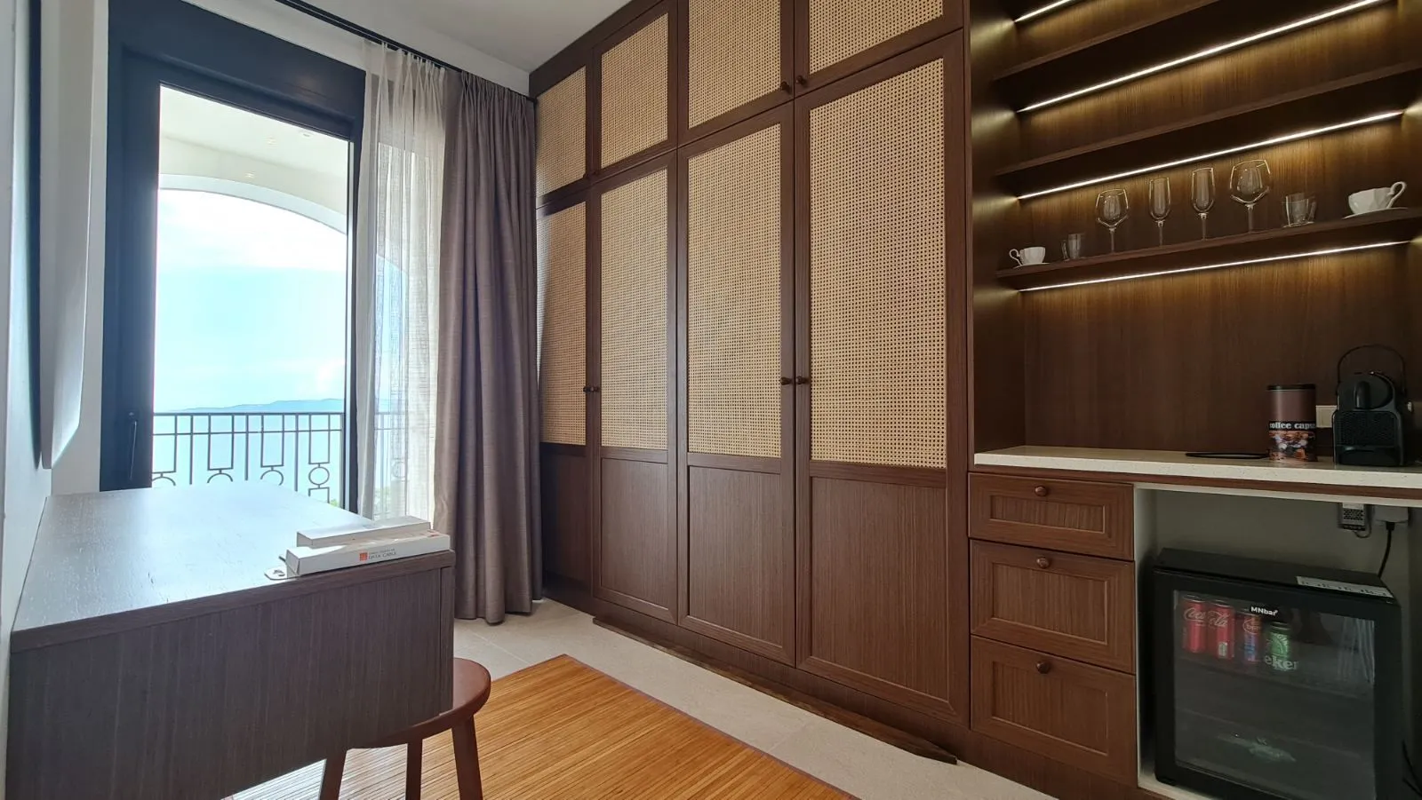 Prodaja, kuća, 280m², Reževići, Budva
