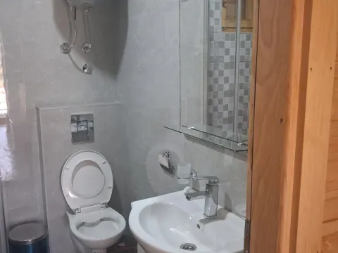 Izdavanje, kuća, 58m², Rastovac, Nikšić - image 3