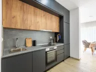 Izdavanje, dvosoban stan, 63m², Bečići, Budva - image 5