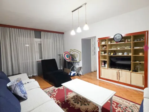 Izdavanje, dvosoban stan, 75m², Zabjelo, Podgorica - image 12
