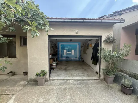 Prodaja, kuća, 160m², Trnava, Jagodina - image 53