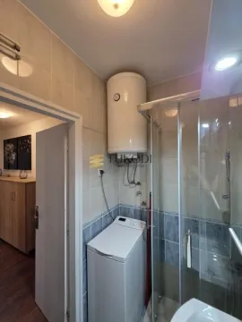 Rent, two bedroom apartment, 46m², Stari Grad, Beograd - image 13
