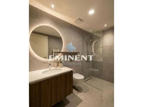 Izdavanje, trosoban stan, 84m², Savski Venac, Beograd - image 11