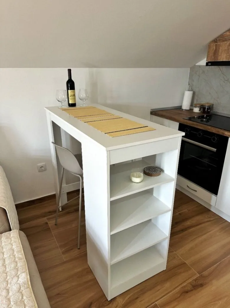 Rent, one bedroom apartment, 37m², Mrčevac, Tivat