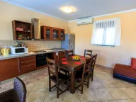 Prodaja, kuća, 340m², Budva, Crna Gora - image 41