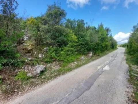 Prodaja, plac, 3100m², Kotor, Crna Gora - image 1