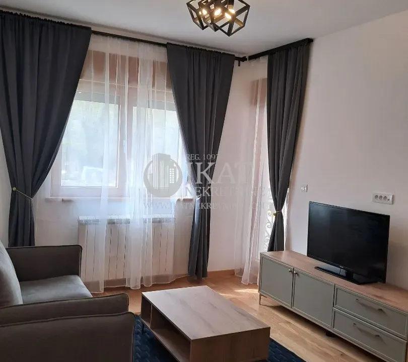 Izdavanje, jednosoban stan, 35m², Trošarina, Voždovac Sve Podlokacije