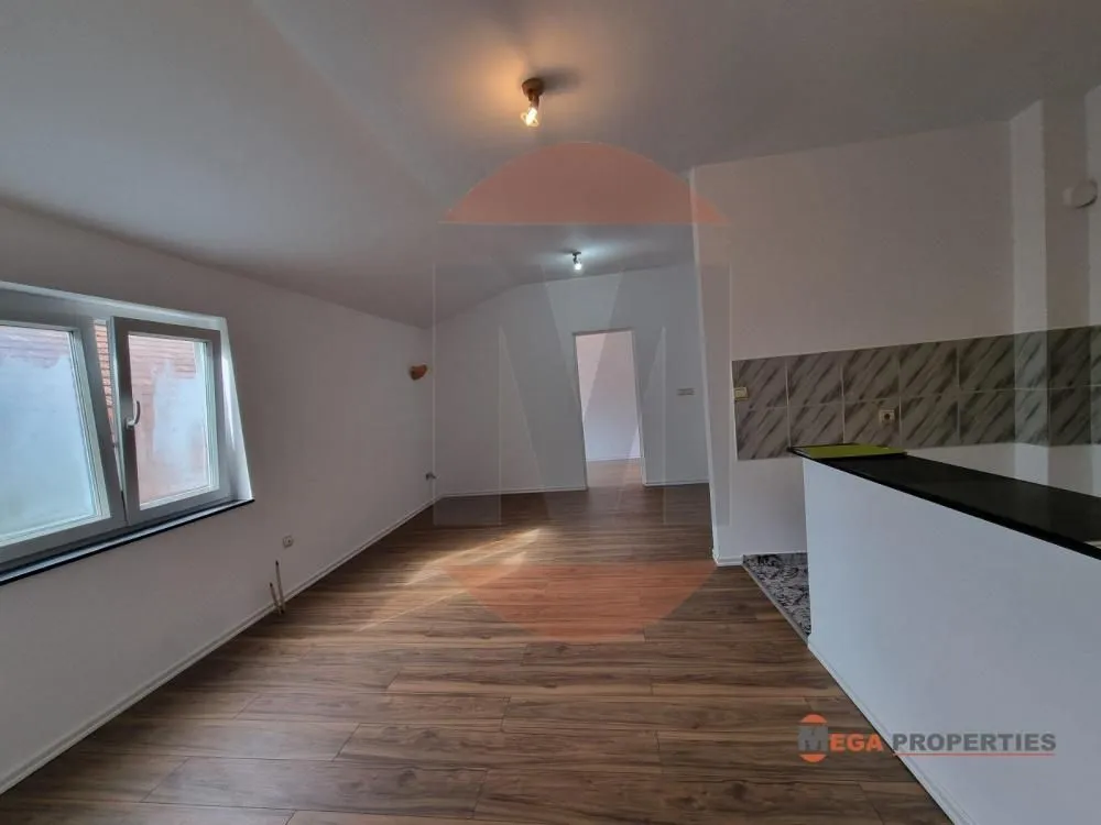 Sale, three bedroom apartment, 60m², Voždovac Sve Podlokacije, Beograd