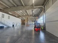 Izdavanje, poslovni prostor, 2150m², Krnješevci, Stara Pazova - image 1