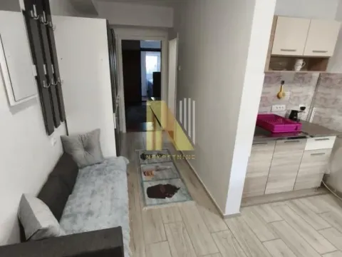 Izdavanje, dvosoban stan, 40m², Bulevar Oslobodjenja, Novi Sad Sve Podlokacije - image 6