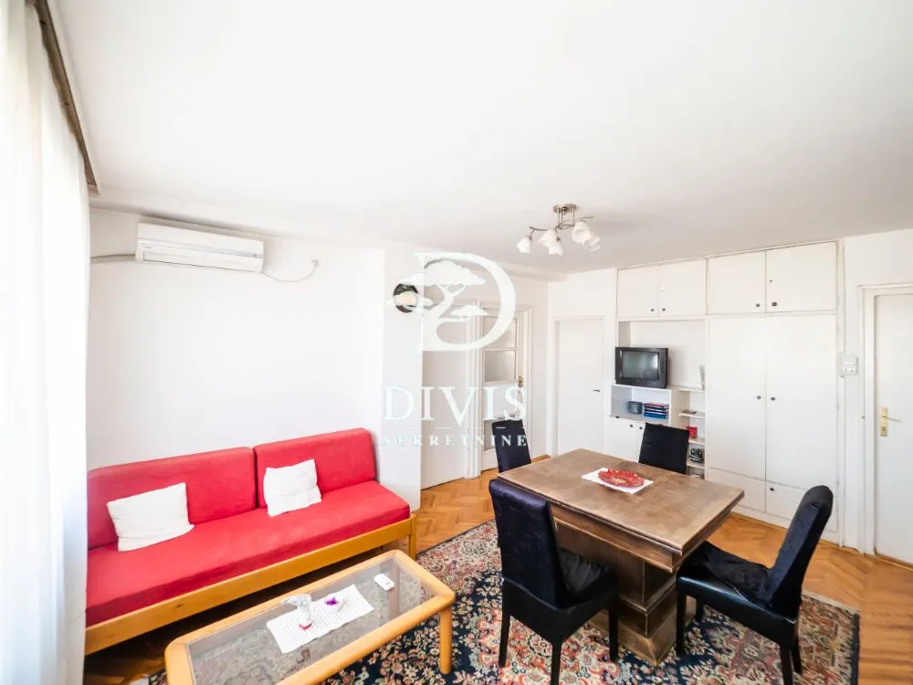 Sale, four bedroom apartment, 85m², Cvetni Trg, Vračar Sve Podlokacije