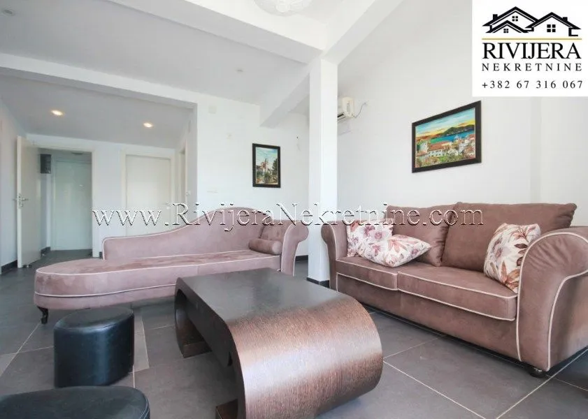 Prodaja, dvosoban stan, 100m², Herceg Novi, Crna Gora