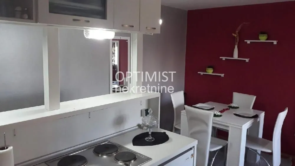 Prodaja, jednosoban stan, 30m², Novi Beograd Blok 1 Fontana, Novi Beograd Sve Podlokacije