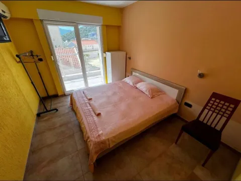 Rent, three bedroom apartment, 183m², Bečići, Budva - image 4