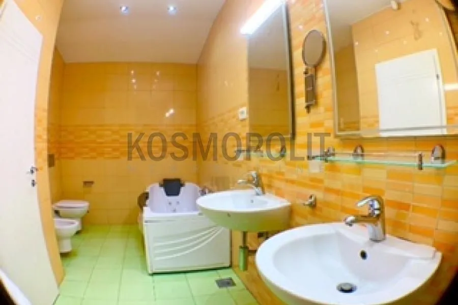 Sale, apartment, 157m², Gradska Bolnica, Zvezdara Sve Podlokacije