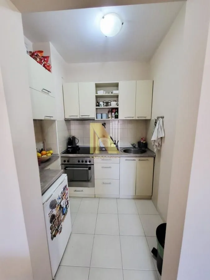 Prodaja, jednosoban stan, 37m², Salajka, Novi Sad Sve Podlokacije