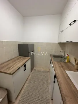 Izdavanje, jednosoban stan, 53m², City Kvart, Podgorica - image 5