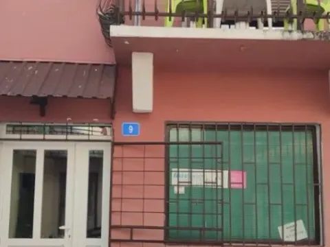 Izdavanje, jednosoban stan, 56m², Centar, Cetinje - image 2