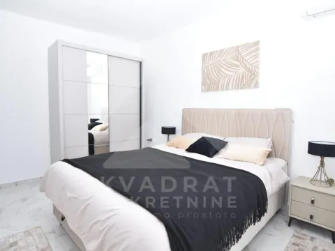 Rent, house, 130m², Zlatica, Podgorica - image 13