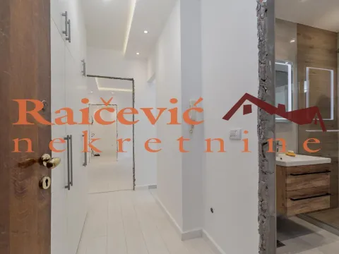 Sale, two bedroom apartment, 60m², Stari Grad, Beograd - image 4