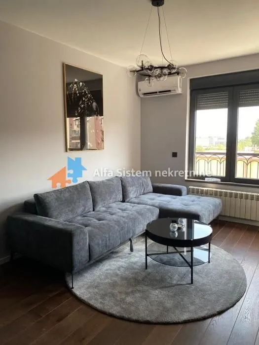 Rent, two bedroom apartment, 52m², Palilula Sve Podlokacije, Beograd