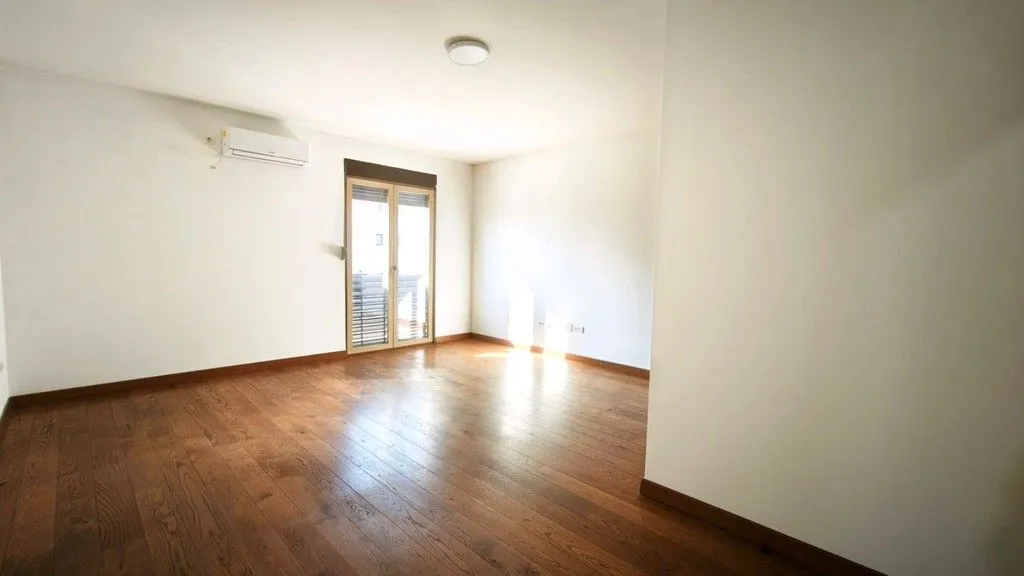 Rent, two bedroom apartment, 56m², City Kvart, Podgorica