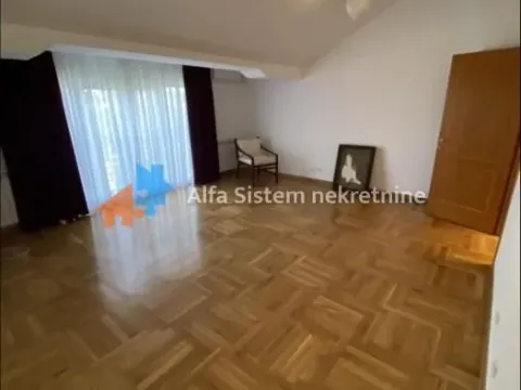 Rent, house, 280m², Savski Venac, Beograd - image 24