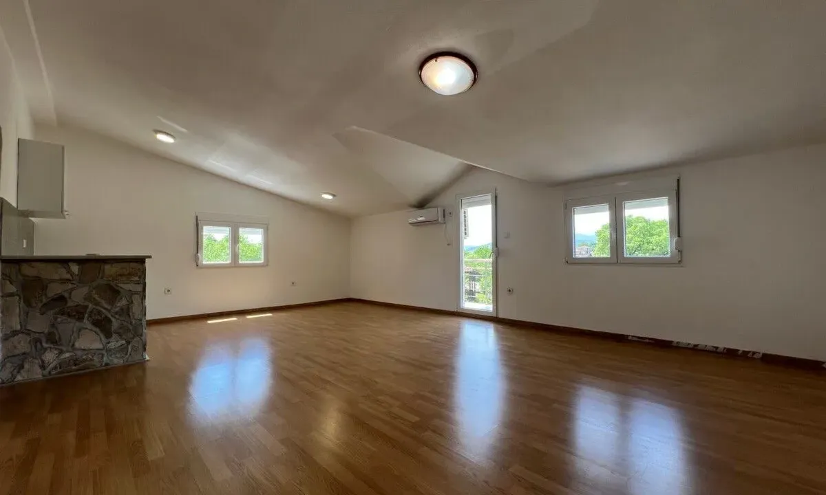 Rent, one bedroom apartment, 60m², Vranići, Podgorica