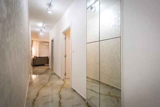 Prodaja, jednosoban stan, 53m², Rafailovići, Budva