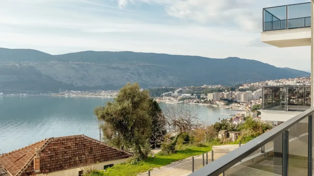 Prodaja, jednosoban stan, 70m², Topla, Herceg Novi