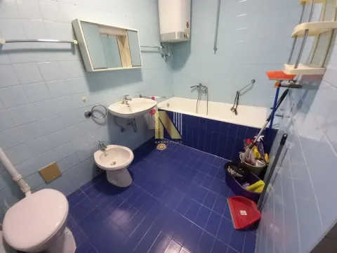 Prodaja, jednosoban stan, 38m², Centar, Novi Sad - image 12