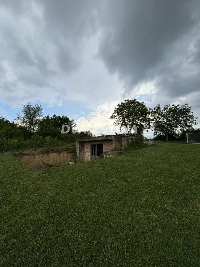 Prodaja, kuća, 95m², Irig, Srbija