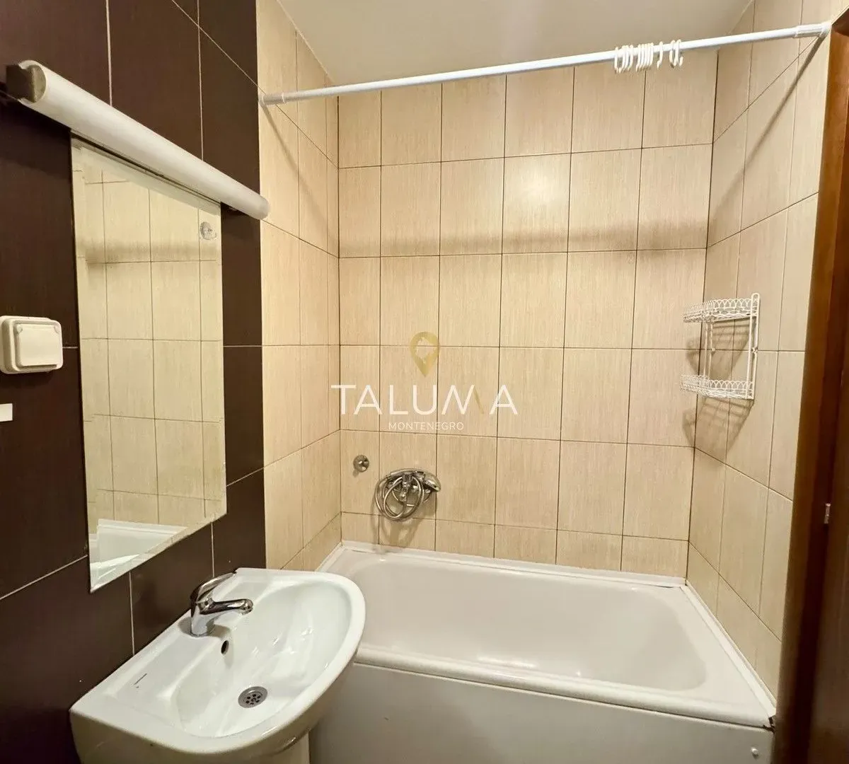 Rent, one bedroom apartment, 52m², City Kvart, Podgorica