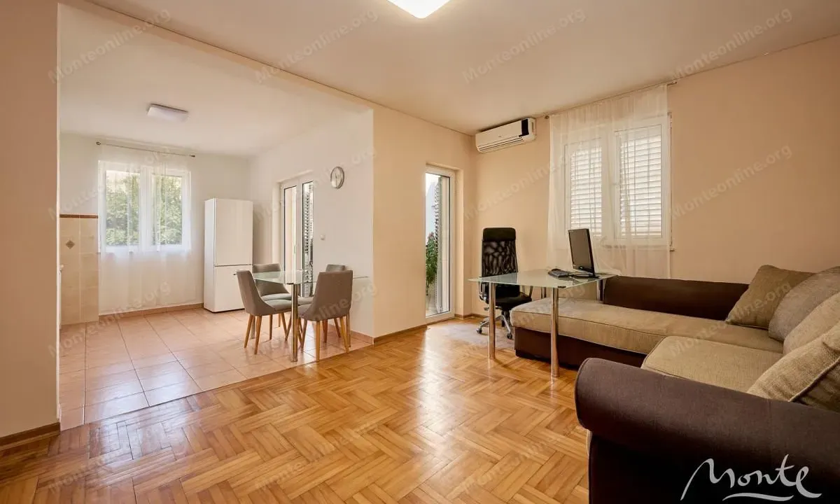 Prodaja, dvosoban stan, 62m², Budva, Crna Gora