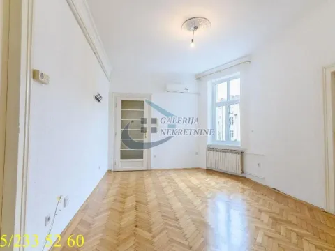 Izdavanje, četvorosoban stan, 104m², Stari Grad, Beograd - image 10