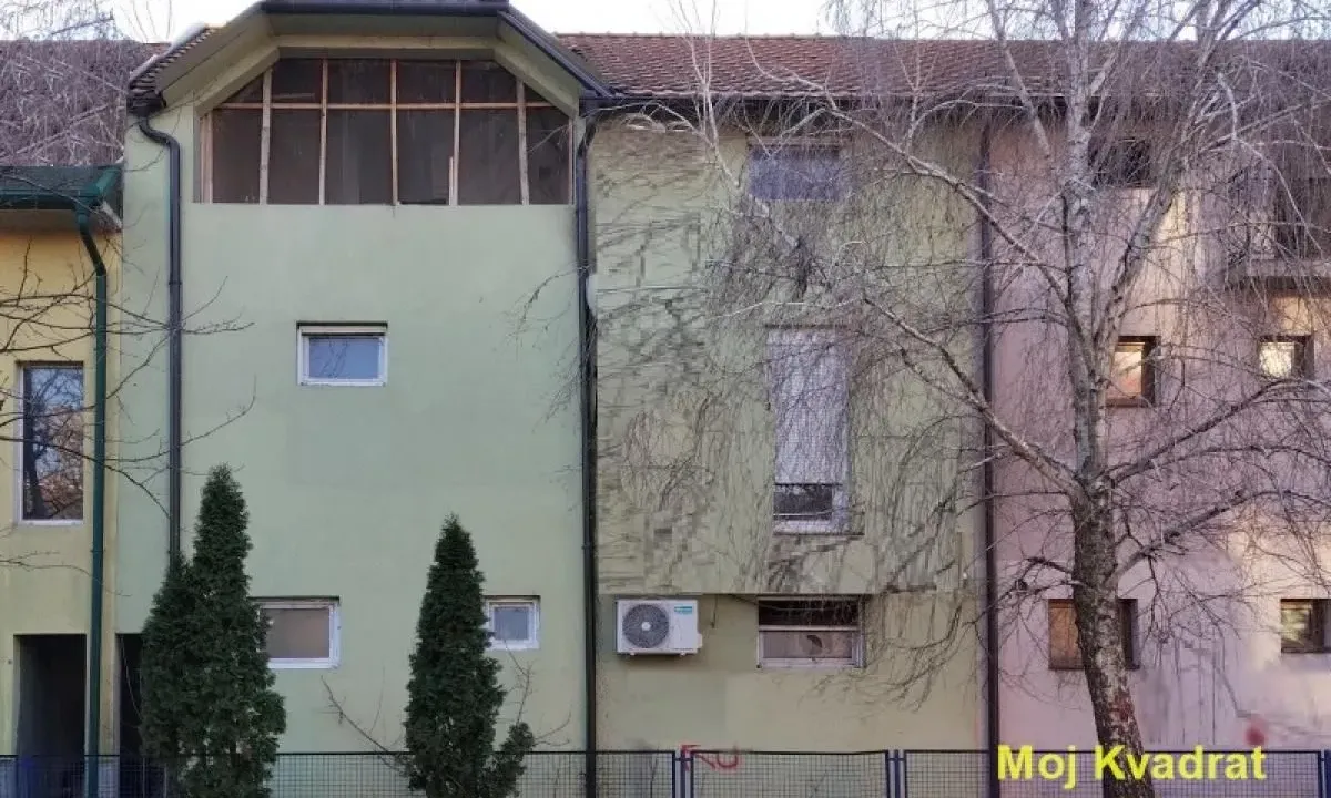 Prodaja, poslovni prostor, 57m², Batajnica, Beograd