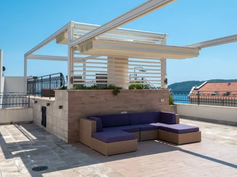 Sale, two bedroom apartment, 265m², Bečići, Budva - image 10