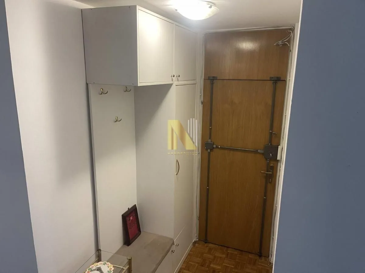 Izdavanje, dvosoban stan, 56m², Rotkvarija, Novi Sad Sve Podlokacije