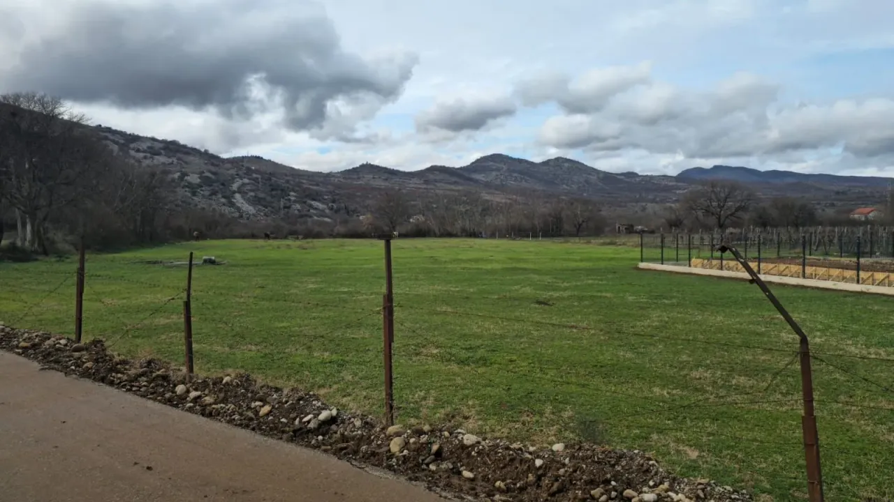 Prodaja, plac, 637m², Donji Kokoti, Podgorica