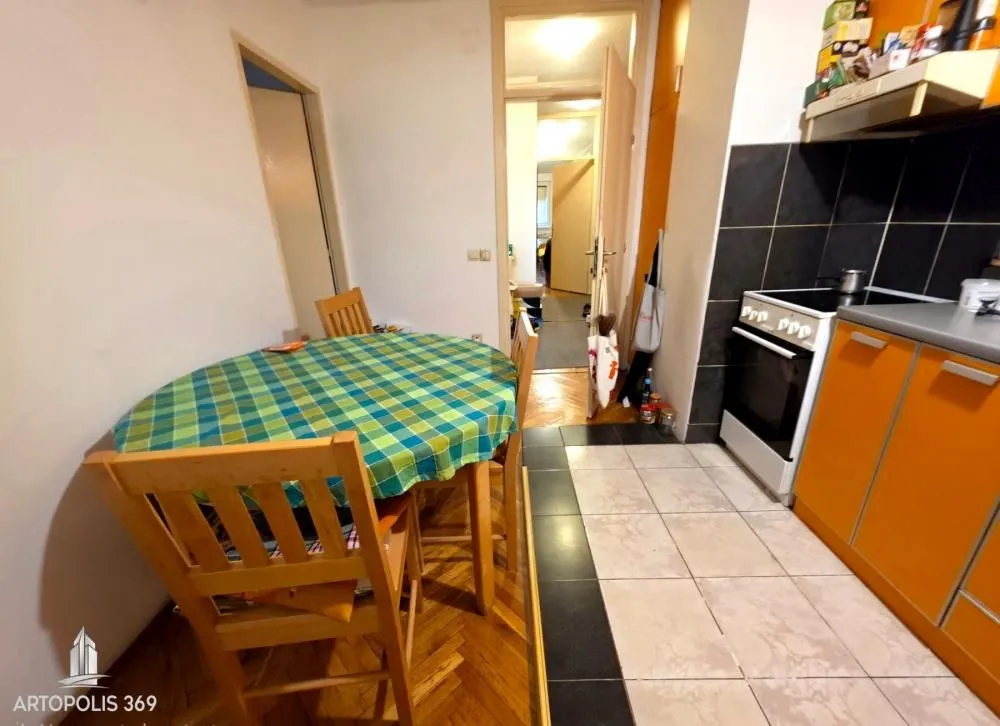 Prodaja, trosoban stan, 67m², Zvezdara Sve Podlokacije, Beograd