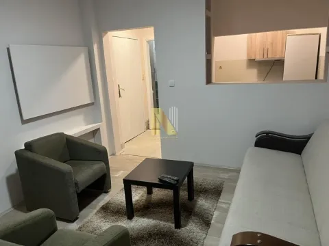 Izdavanje, garsonjera, 28m², Sajmište, Novi Sad - image 1