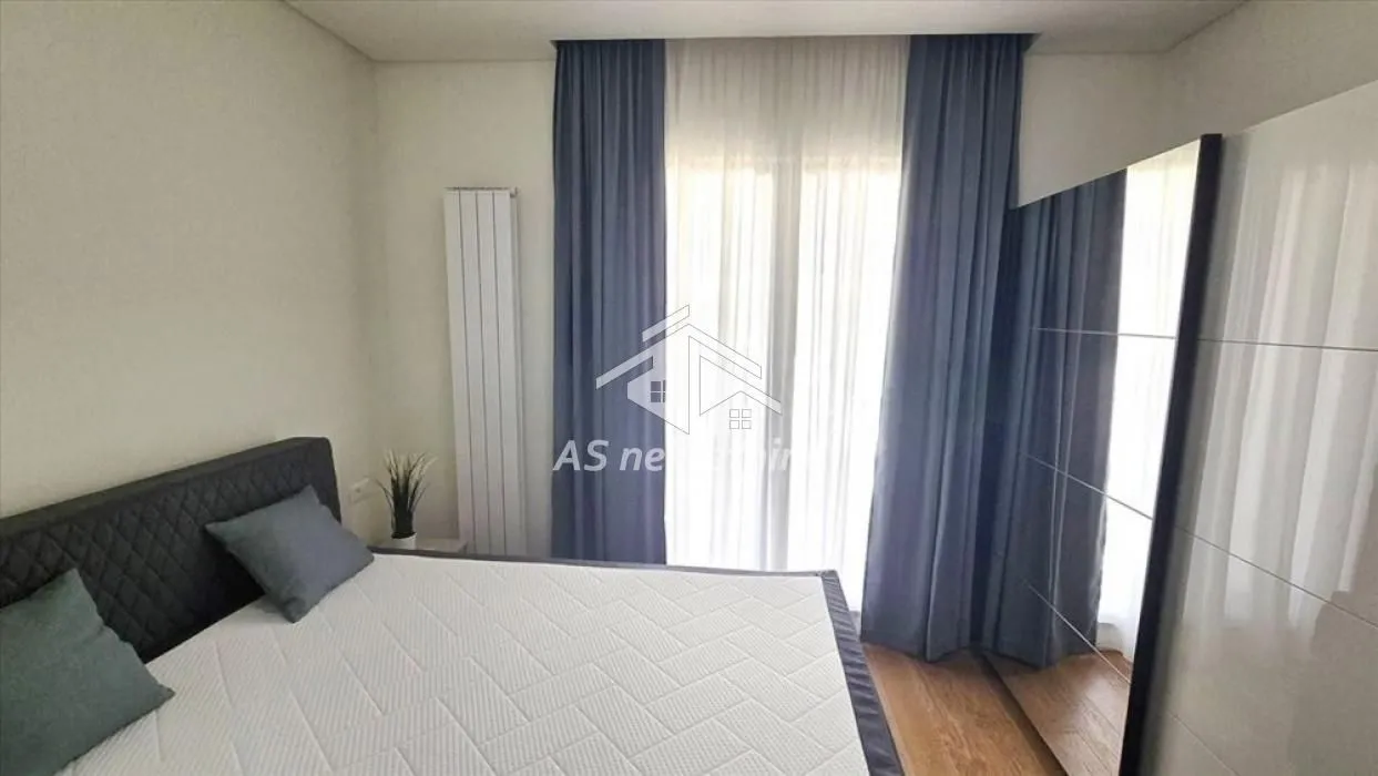 Izdavanje, dvosoban stan, 52m², Banovo Brdo, Beograd
