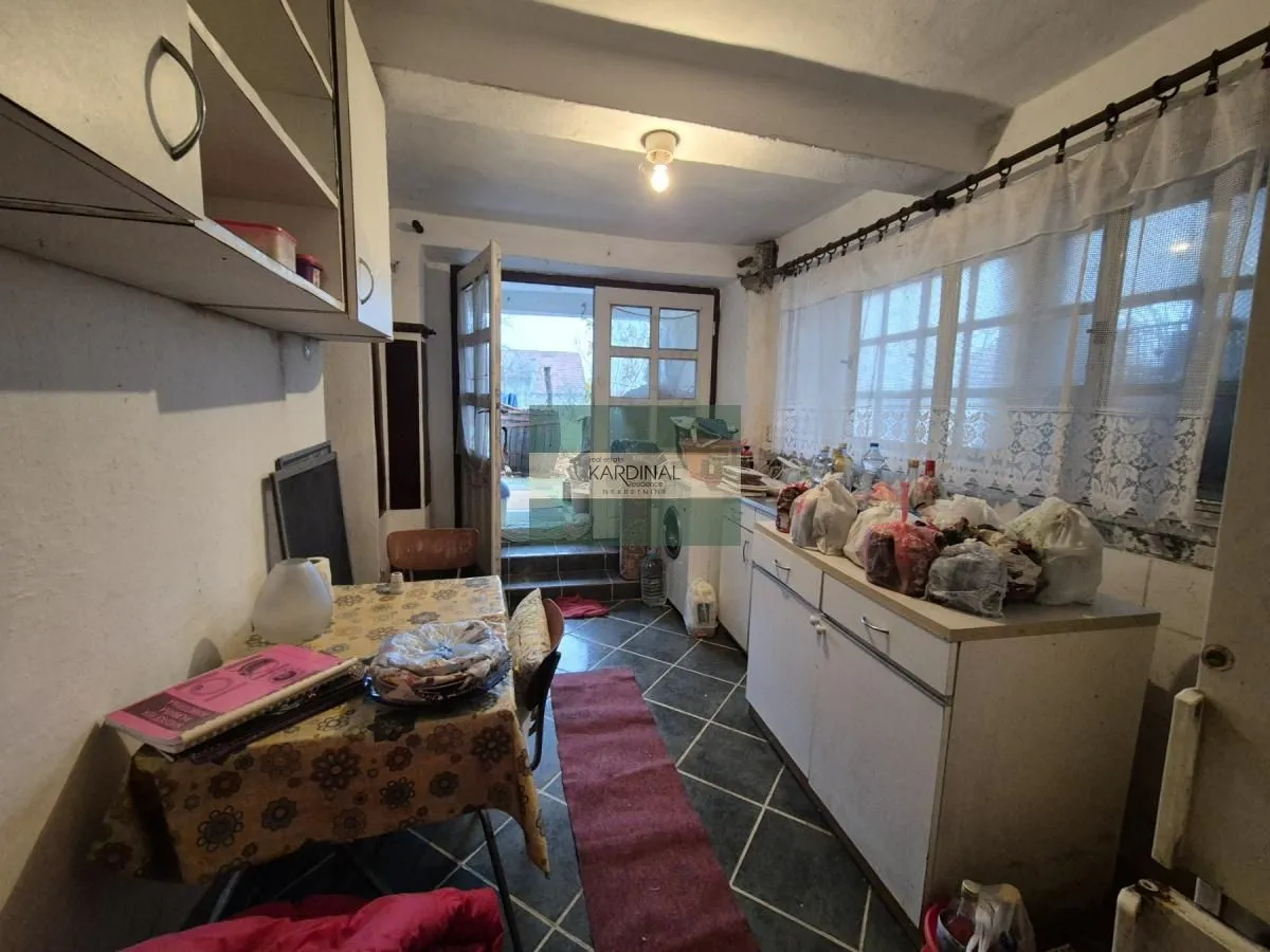 Prodaja, kuća, 280m², Majur, Jagodina