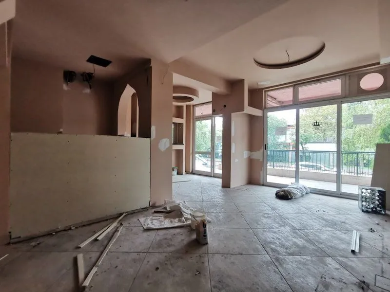 Sale, office space, 55m², Krivi Most, Podgorica